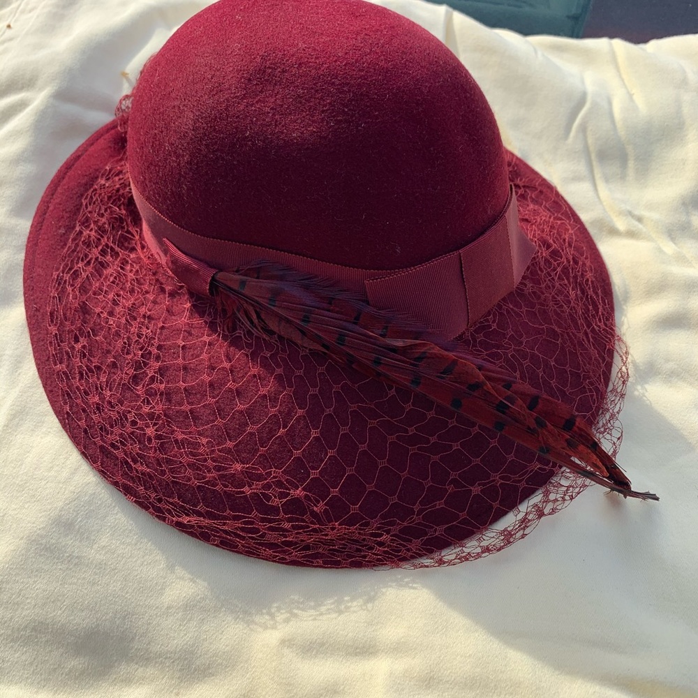 Hat - Picture 3 of 6